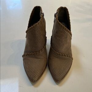 Vince Camuto Tan Perforated Ankle booties size 6